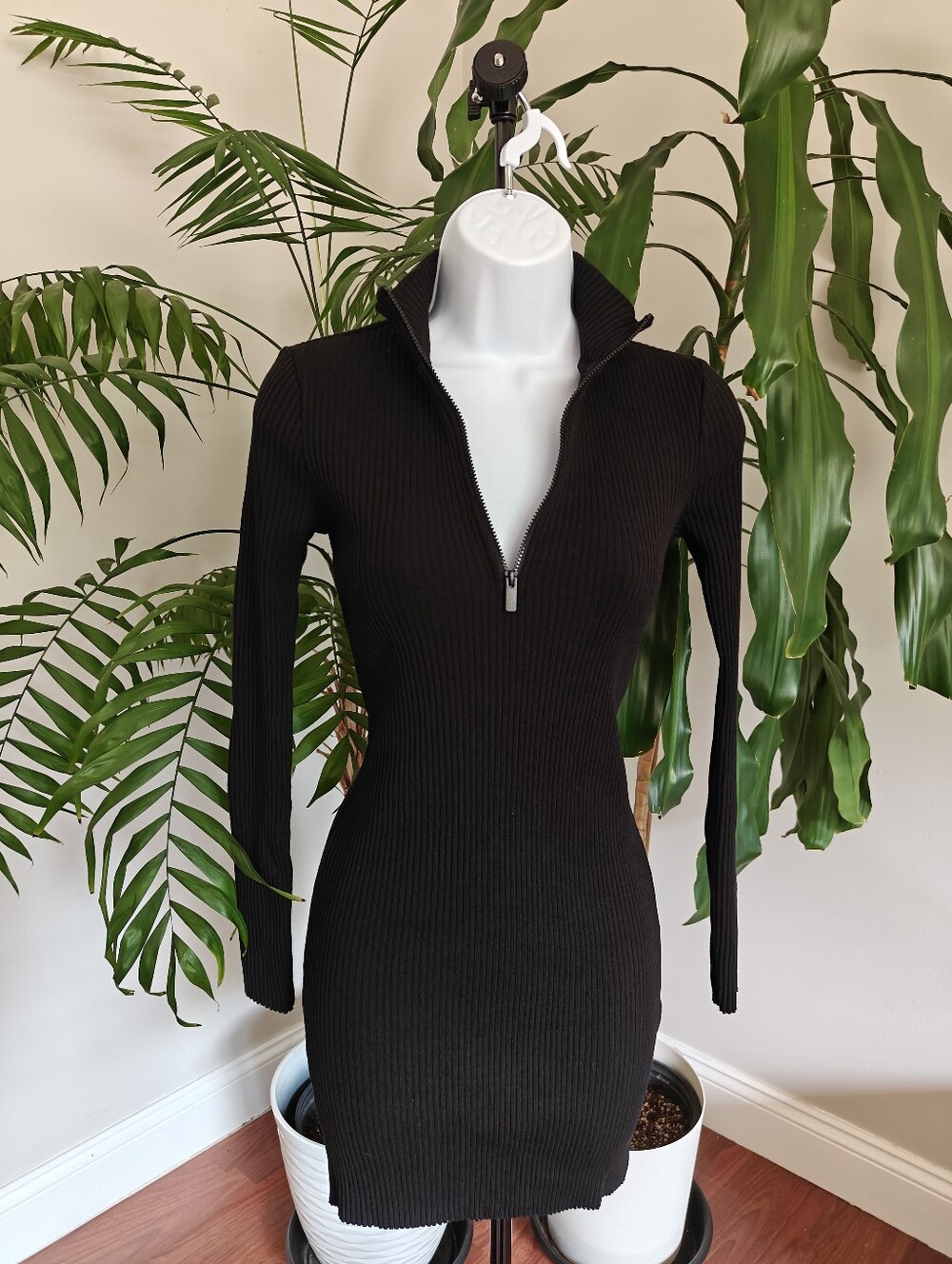 H&M Long Sleeve Mock Neck Sweater Dress